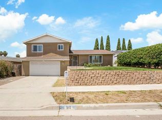 310 Michele Dr, Vista, CA 92084