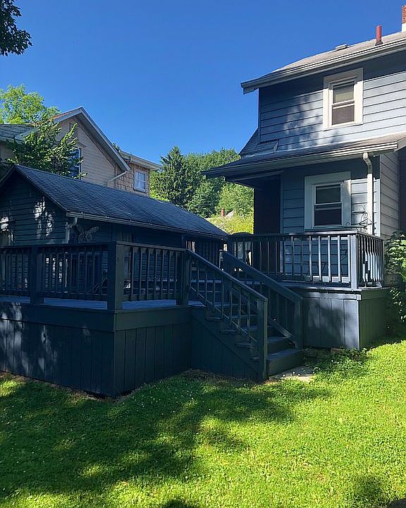 1st image of 574 Lord St