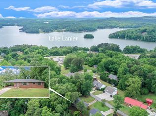3308 Clearview Dr, Gainesville, GA 30506