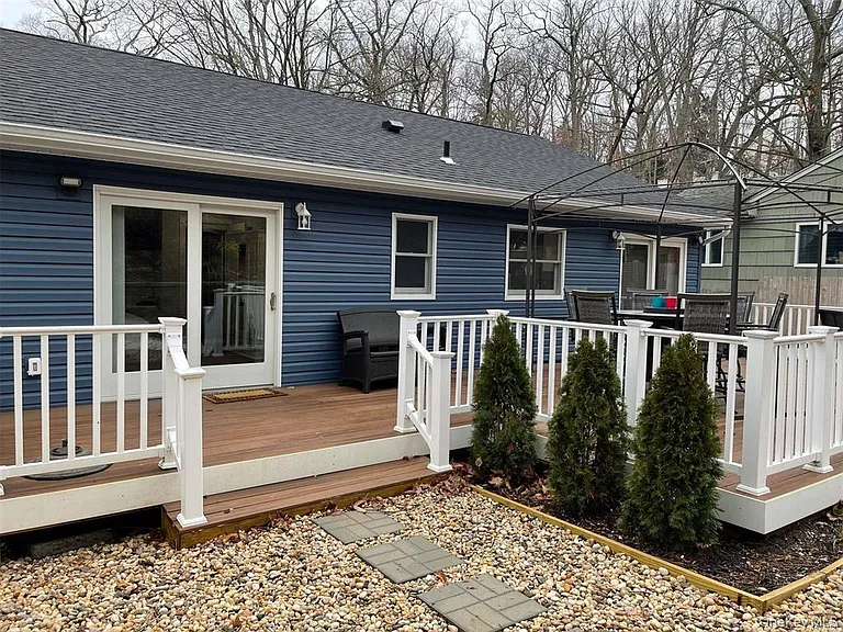 84 Ocean Ave — Photo 25