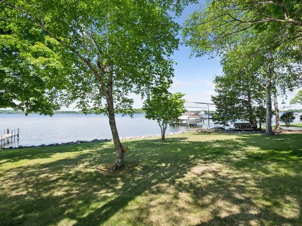 28235 Boulder Cir, Shorewood, MN 55331