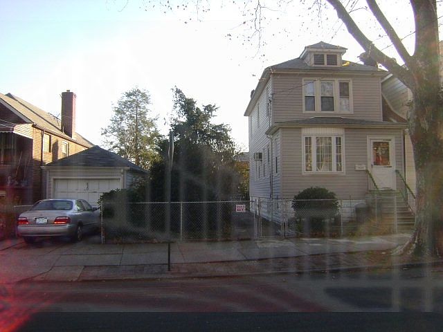 2nd image of 828 Neill Ave