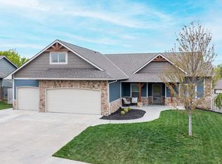 1433 S Arbor Meadows Cir, Derby, KS 67037