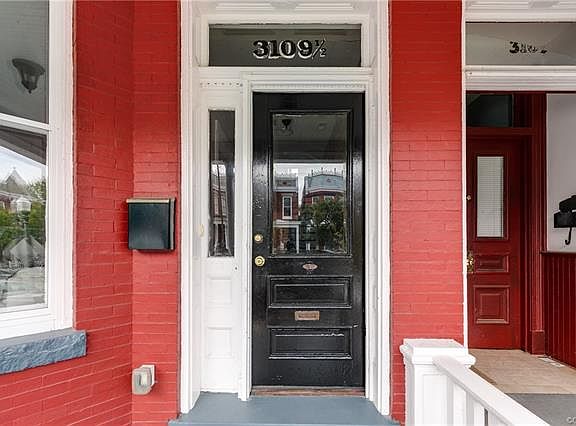 2nd image of 3109 1/2 E Broad St