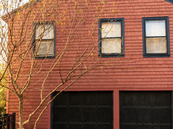 572 1/2 W Ferry St, Buffalo, NY 14222