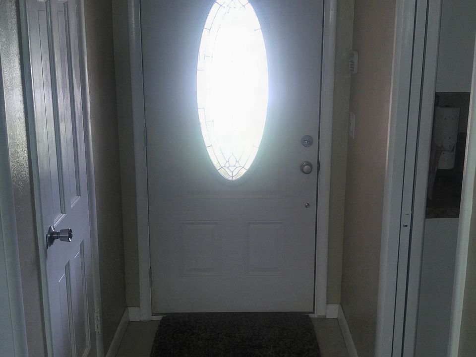 1st image of 1700 NE 52nd St