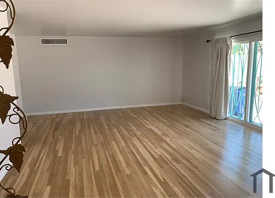 3021 Van Buren Ave — Photo 15