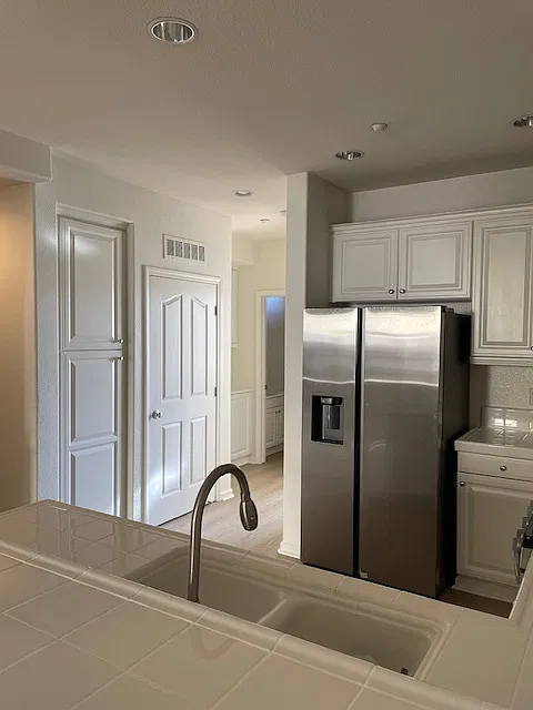 3 bed, 1477 sqft, $4,050 — Photo 4
