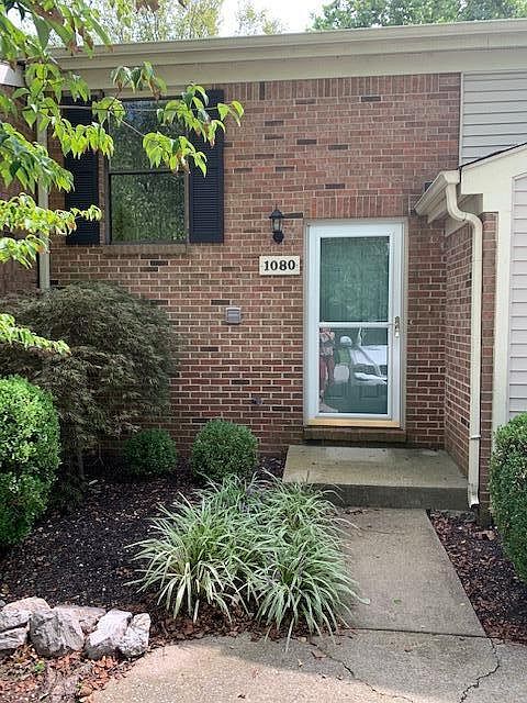 1st image of 1080 Lakefront Dr