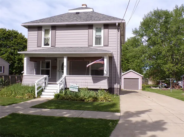 31 Cherry St, Albion, PA 16401