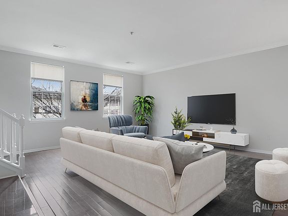 5th image of 130 Remsen Ave #B