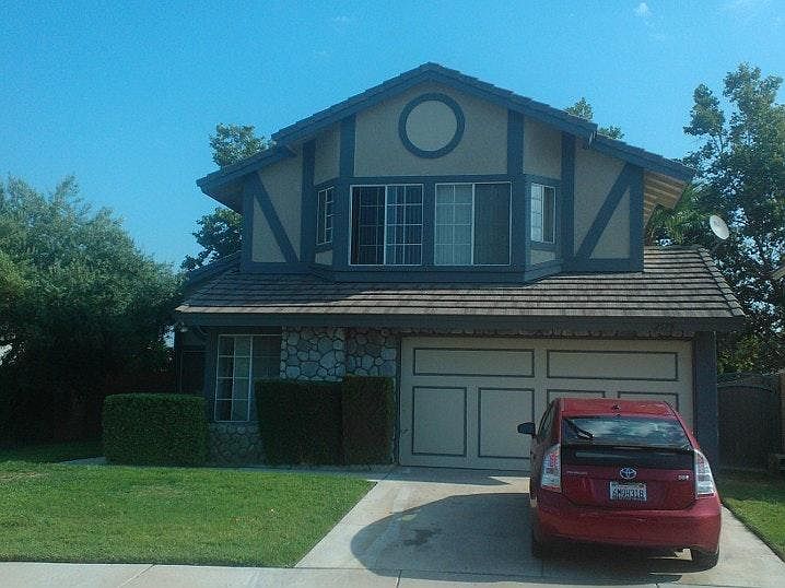1st image of 2519 Shady Glen Ln