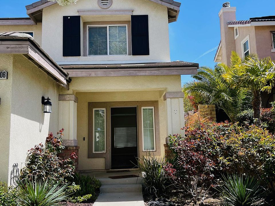 1st image of 40606 Avenel Dr