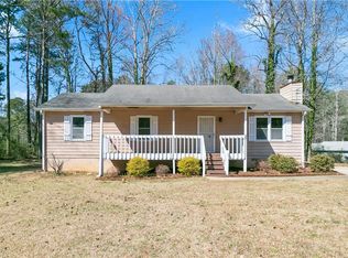 37 Indian Hills Ct, Dallas, GA 30157