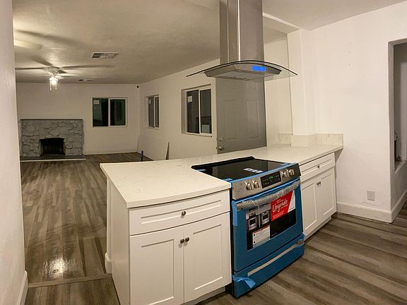 3rd image of 66451 Buena Vista Ave