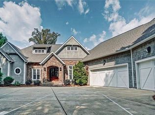 2276 Brawley School Rd, Mooresville, NC 28117