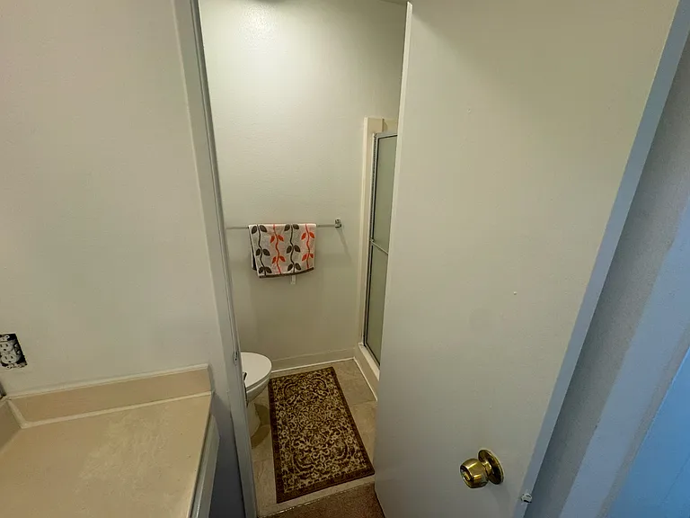 10331 Lindley Ave #229 — Photo 7