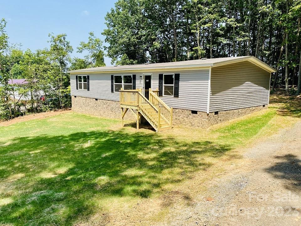 1st image of 175 Hidden Brook Dr