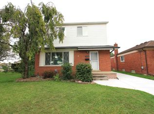 24564 Fern St, Eastpointe, MI 48021