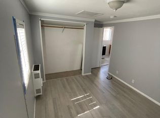 7305 8th Ave, Los Angeles, CA 90043