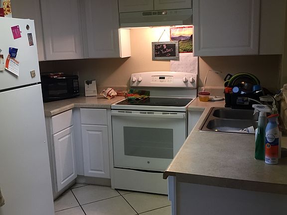 3rd image of 8603 Cobbler Pl