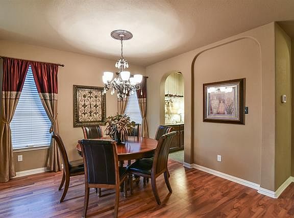 2nd image of 416 Gotland Dr