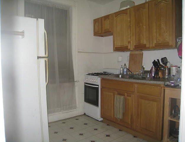 2nd image of 3079 33rd St APT 2B