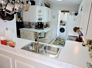 208 Bahia Mar Dr, Apopka, FL 32712