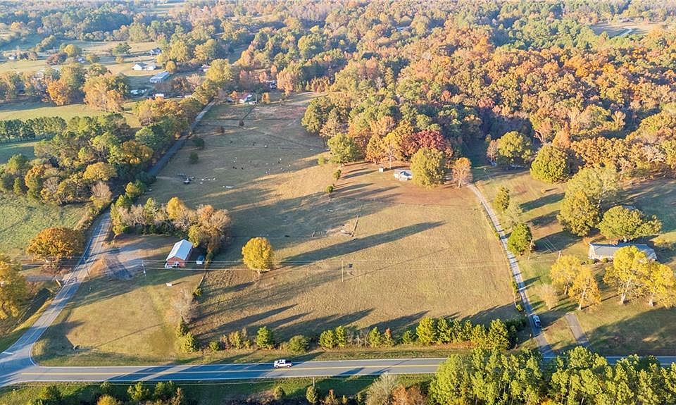 1st image of 1100 Sugar Valley Rd