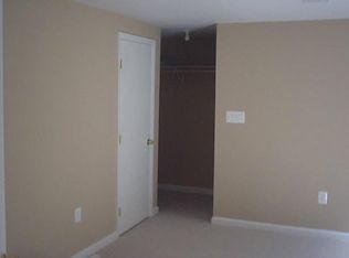 2 Sparrow Valley Ct, Montgomery Village, MD 20886