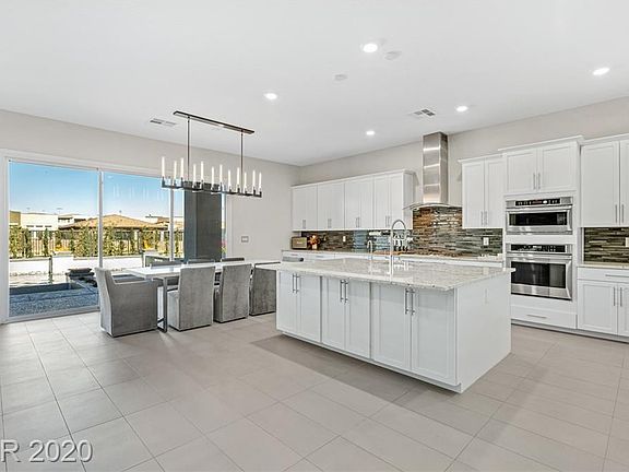 3rd image of 10274 Jade Gardens Dr