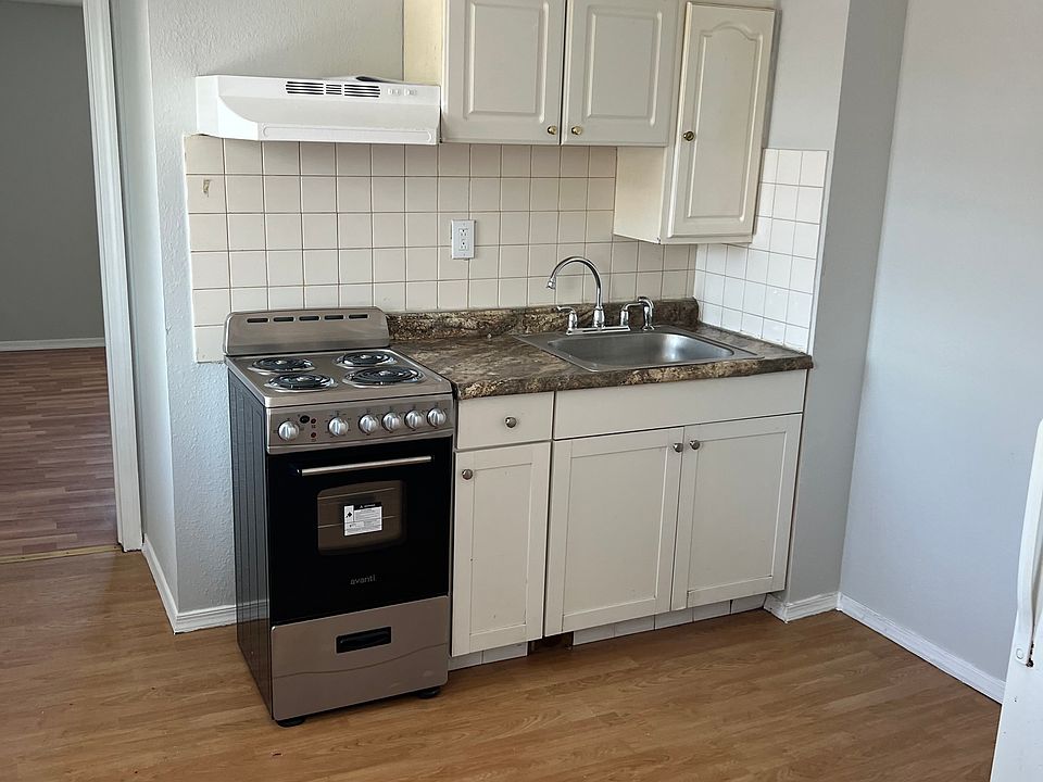 Kitchen with new stove