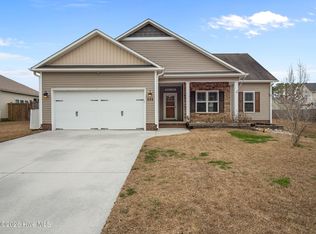 224 Channel Marker Loop, Swansboro, NC 28584