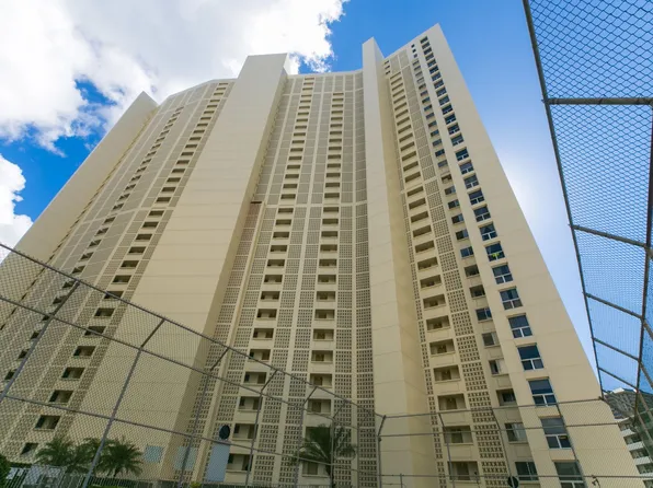 469 Ena Rd, Honolulu, HI