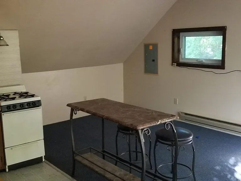 4 Mechanic St #B3 — Photo 5