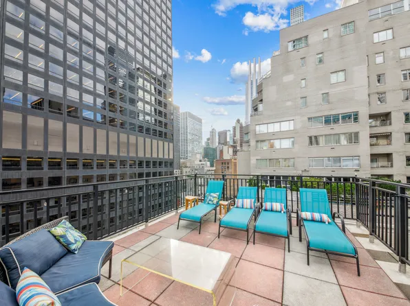 209 East 56th Street image 12 of 14