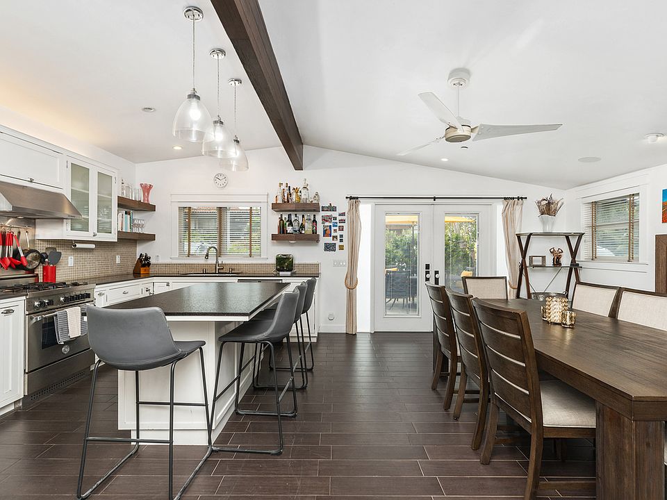 1st image of 142 W Avenida Cadiz