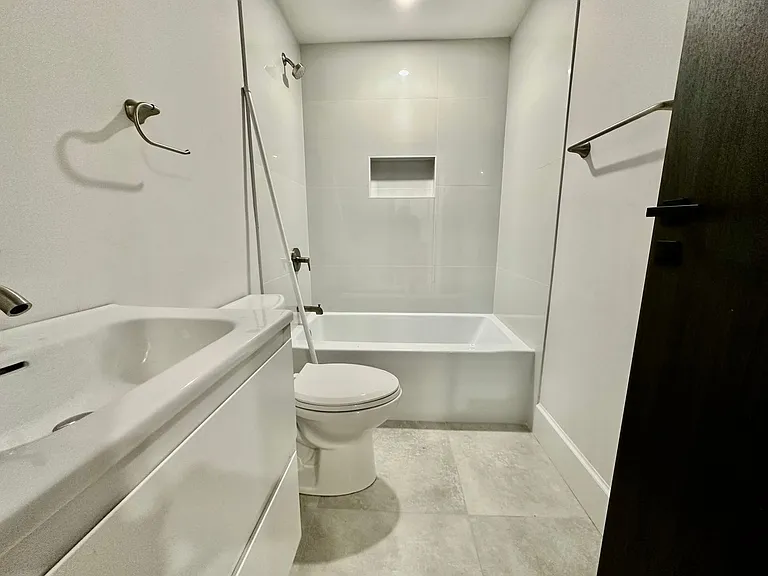 110 Mount Pleasant Ave #9 — Photo 13