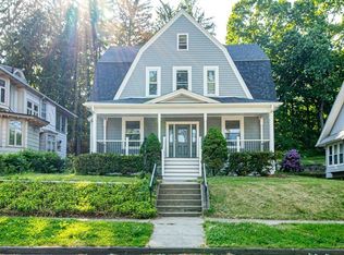 54 Howland Ter, Worcester, MA 01602