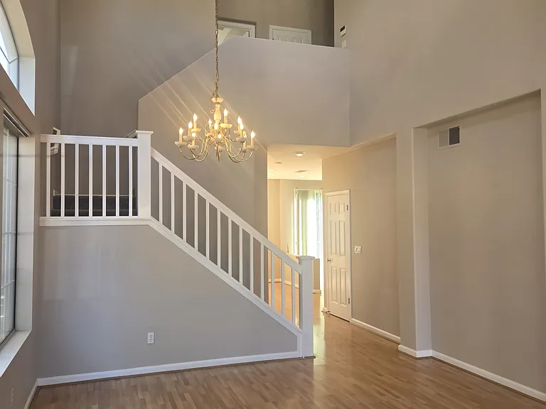 3292 Chateau Du Lac — Photo 4