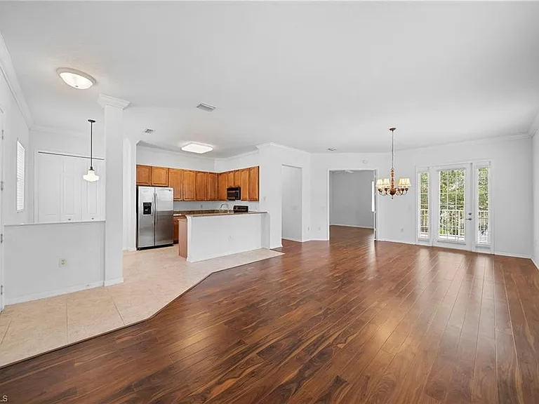 970 Peggy Cir #604 — Photo 9