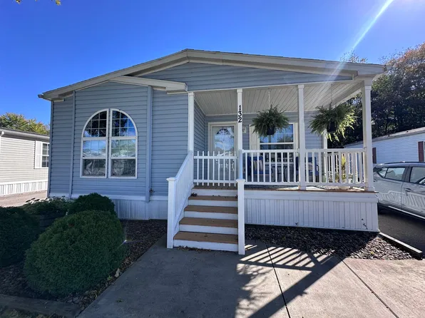 132 Trees Dale Dr, Cranberry Township, PA 16066