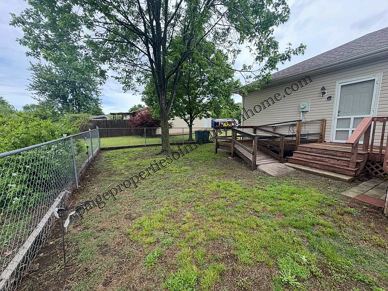 313 Bomber Blvd — Photo 10