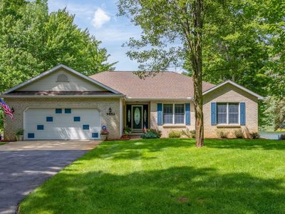 9852 Fawn Lake Dr, Stanwood, MI, 49346