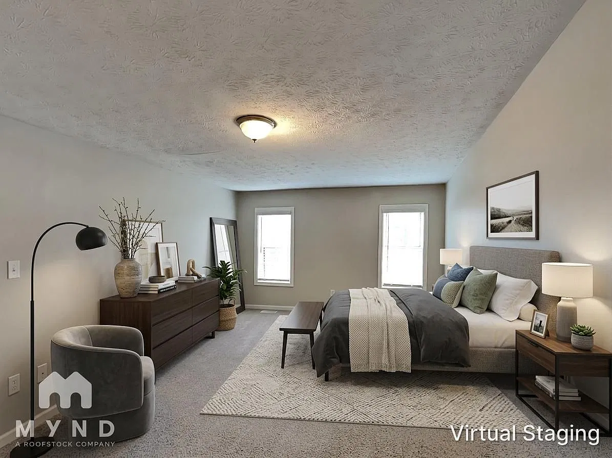 3 bed, 2.5 bath, 1570 sqft, $1,735 — Photo 3