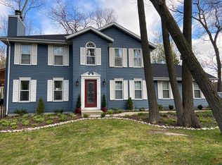 358 Forest Dr, Williams Bay, WI