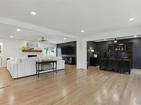 4th image of 10643 Leebur Dr