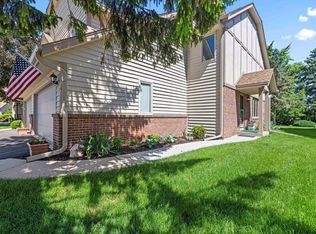 N34W23866 Grace Ave UNIT B, Pewaukee, WI 53072