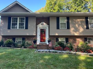 611 Grafton St, Fredericksburg, VA