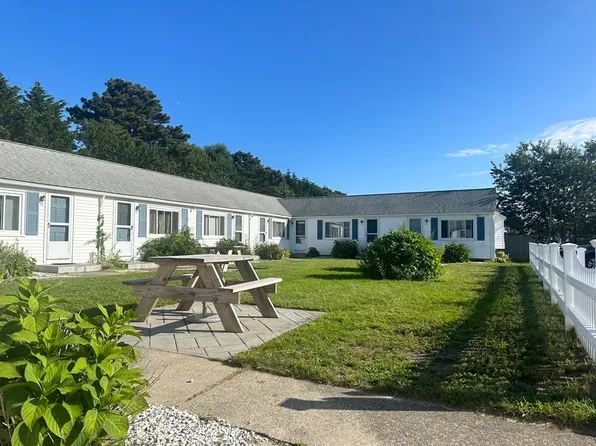 174 Captain Chase Rd #9, Dennis Port, MA 02639